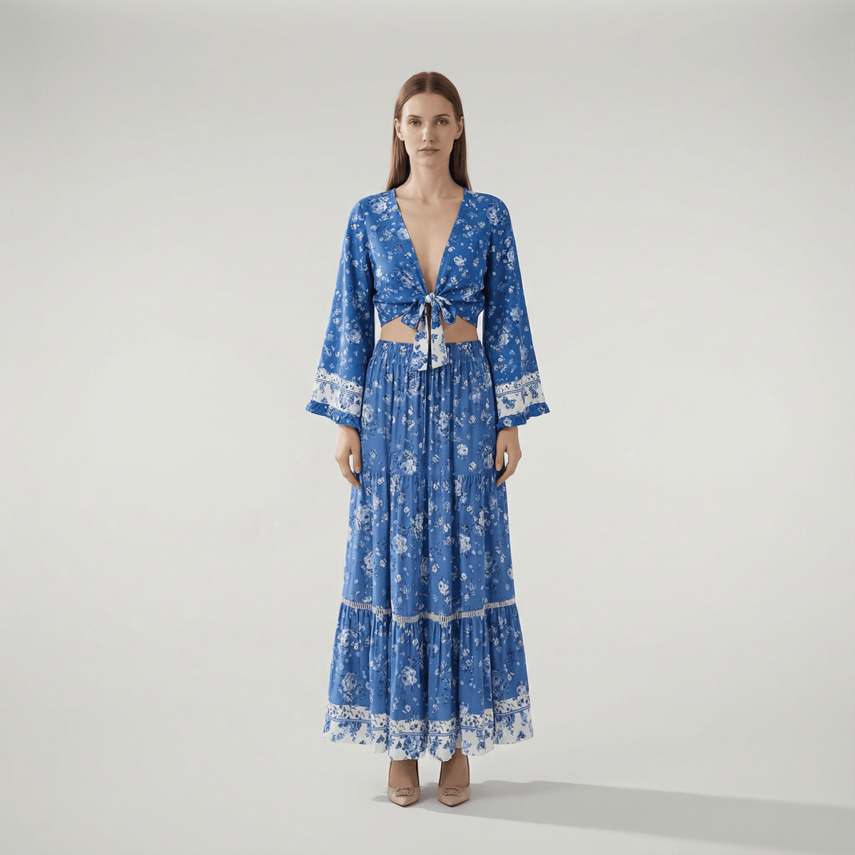 Motif floral sur fond bleu clair
